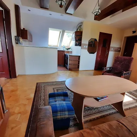 W Ksiegarni ביילסקו-ביאלה